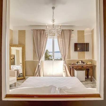 Borgo Vistalago Hotel 3*